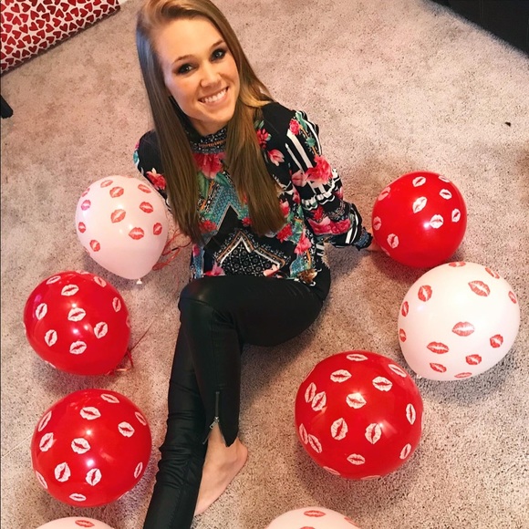 LAST CHANCE 🚨 Flower Boho Blouse 🌹 - Picture 2 of 4